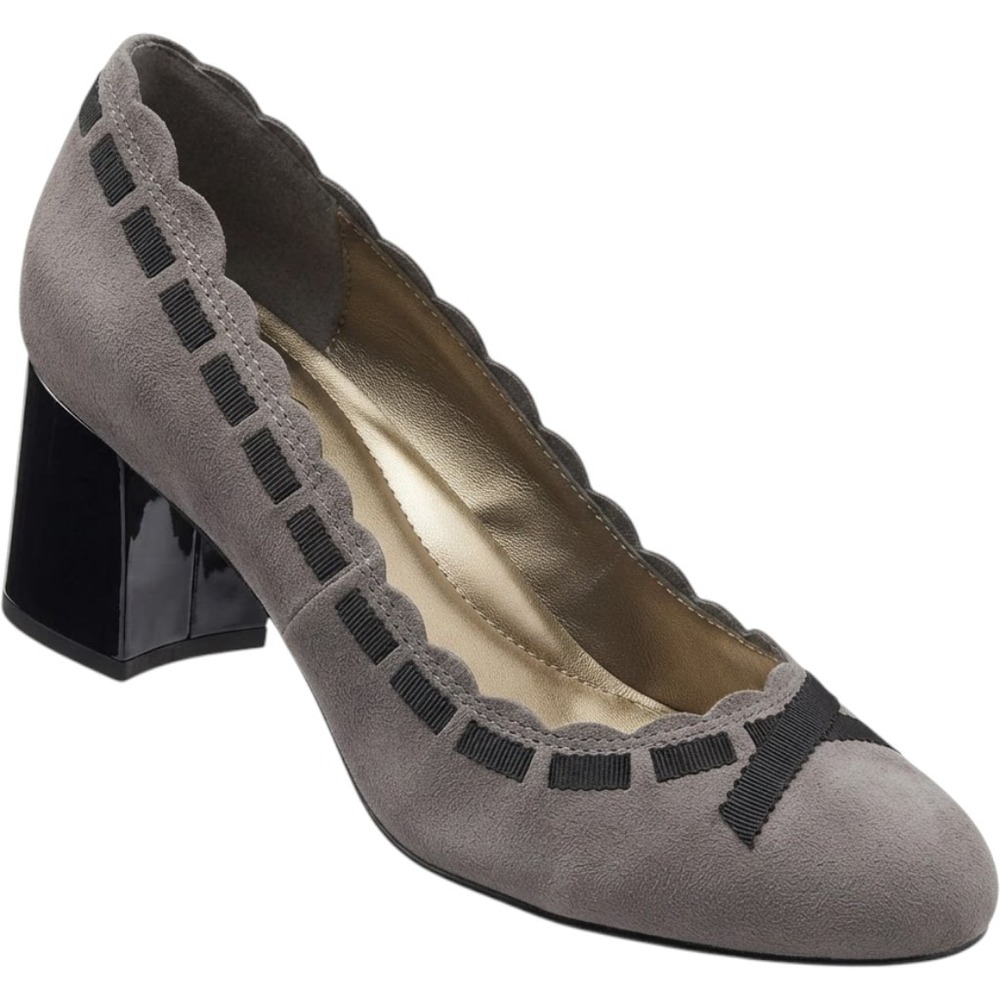 Bandolino Oceanna Pumps Women 9M Gray Suede Scalloped Bow Block Heel